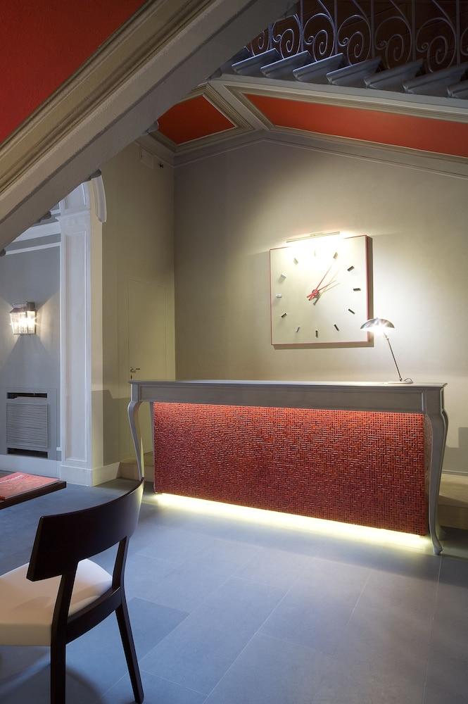 Rosso23 - Wtb Hotell Firenze
