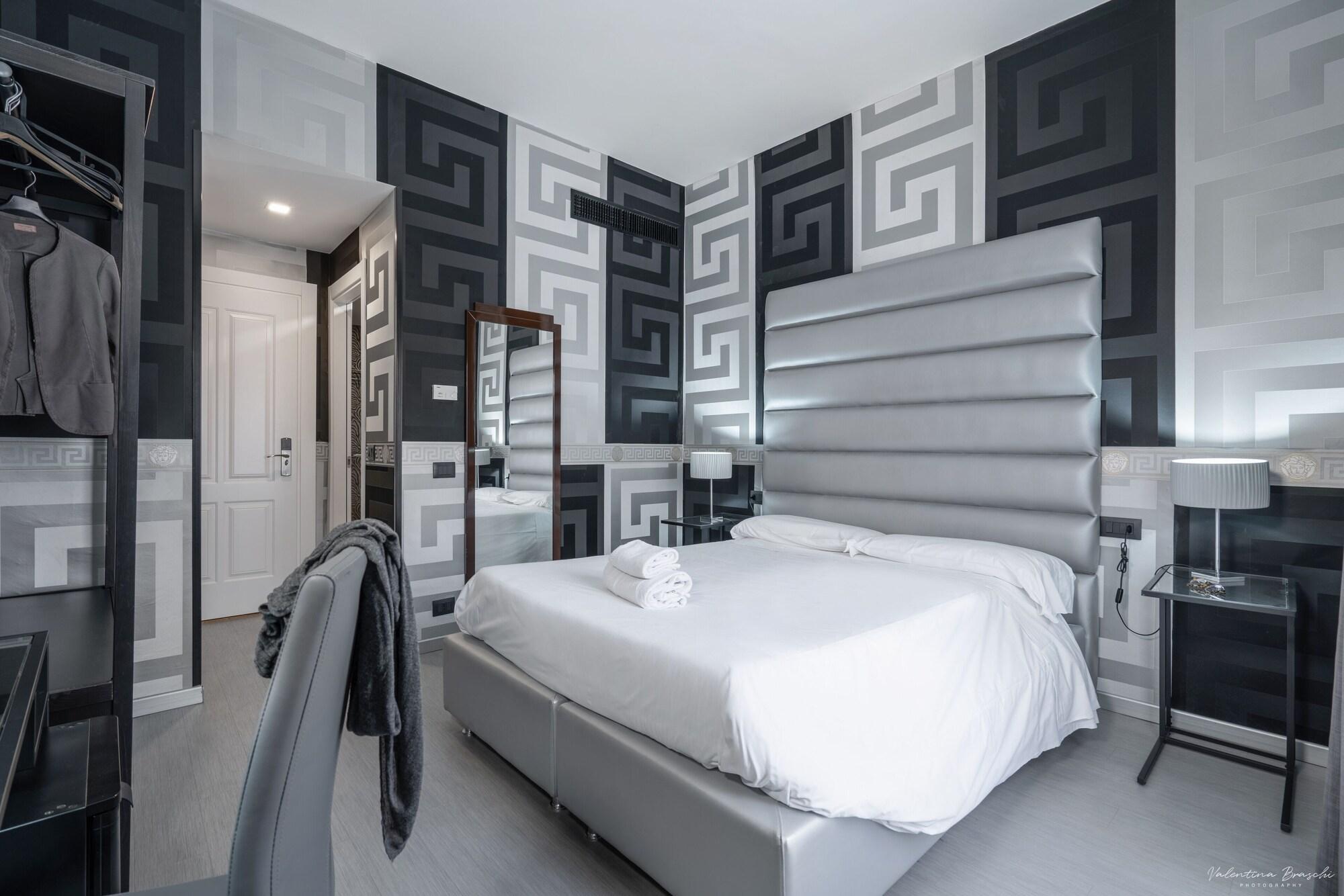Hotel Spagna 2*
