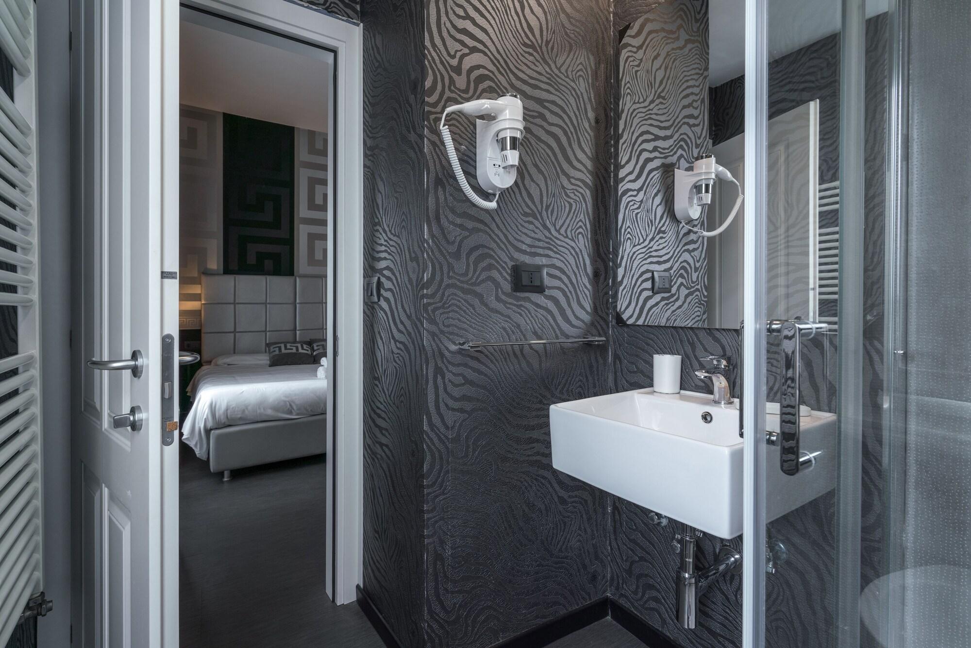 Hotel Spagna 2*