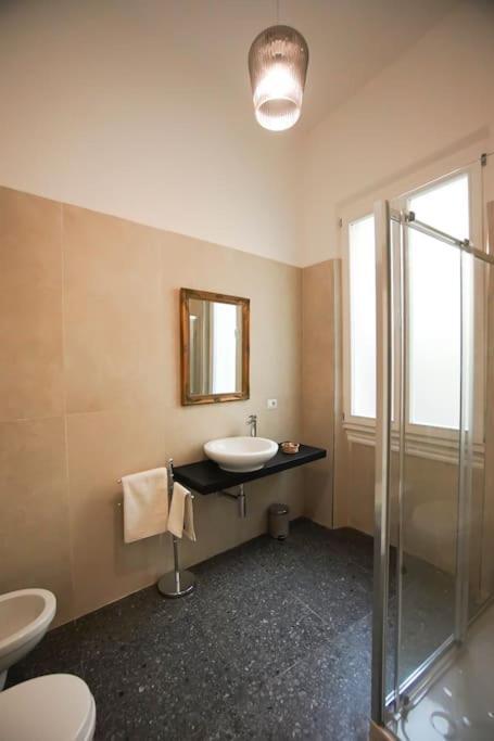 5 Min Duomo - Novella Boutique - Parcheggio Appartement *