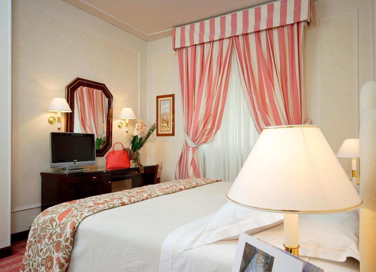 Hotel De La