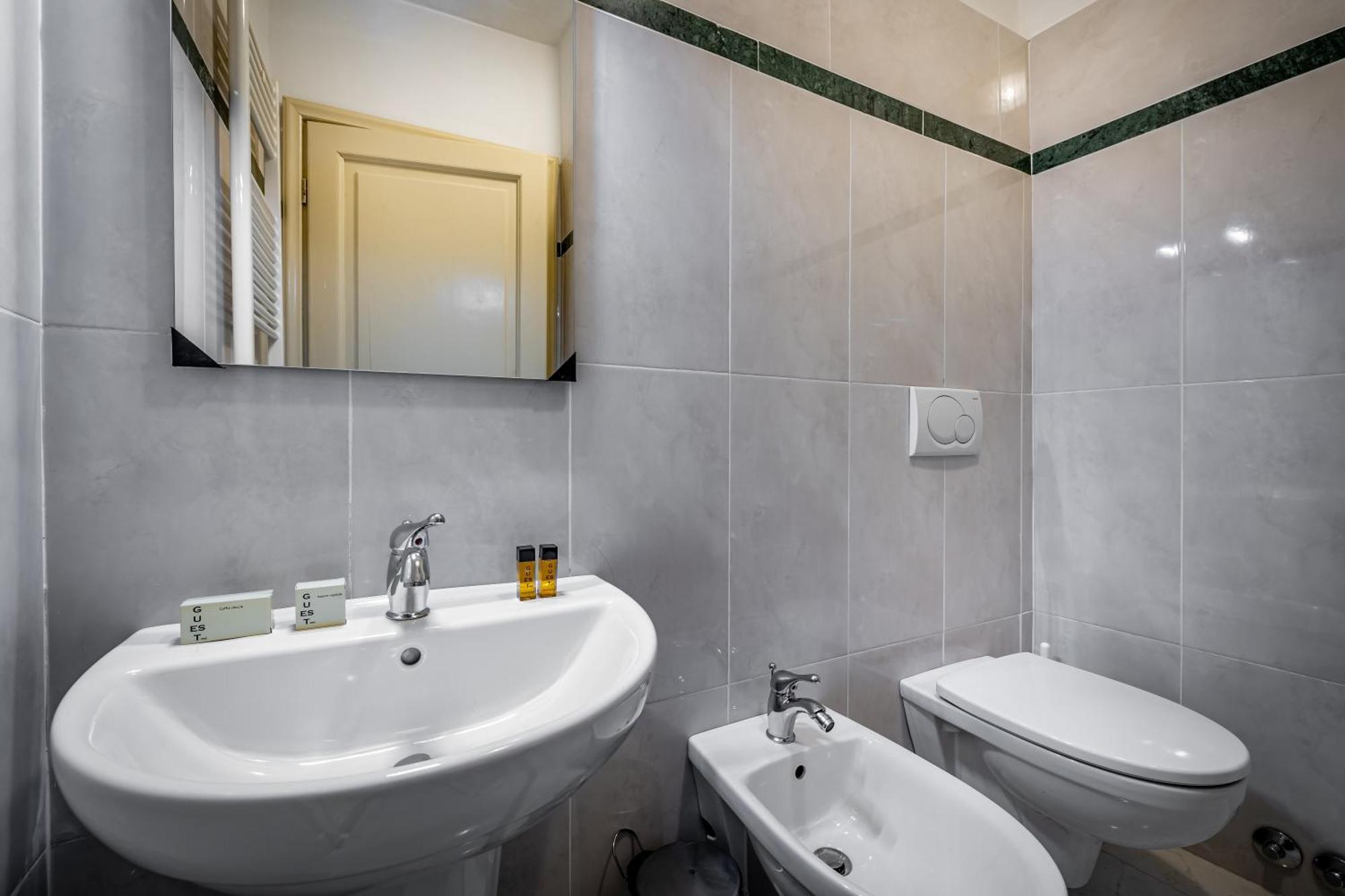 Yid Agnolo Three Bedroom In Lejlighed