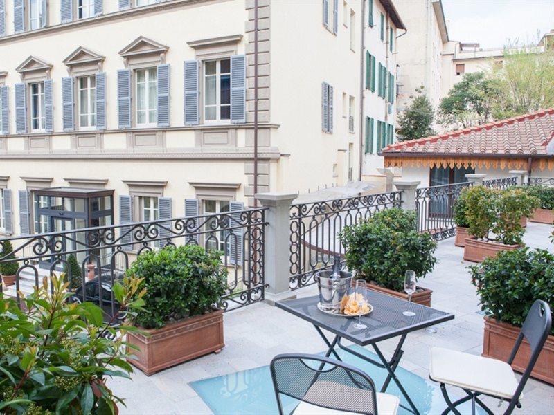 Hotel Embassy 4*