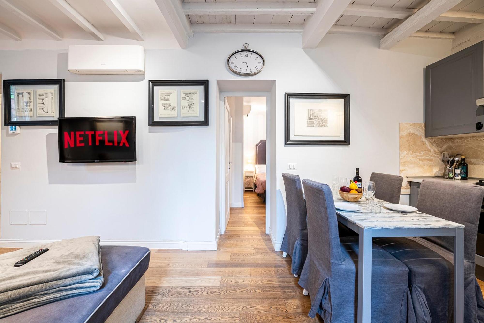 In Pz. Michelangelo: Due Con Due Bagni Appartement Florence