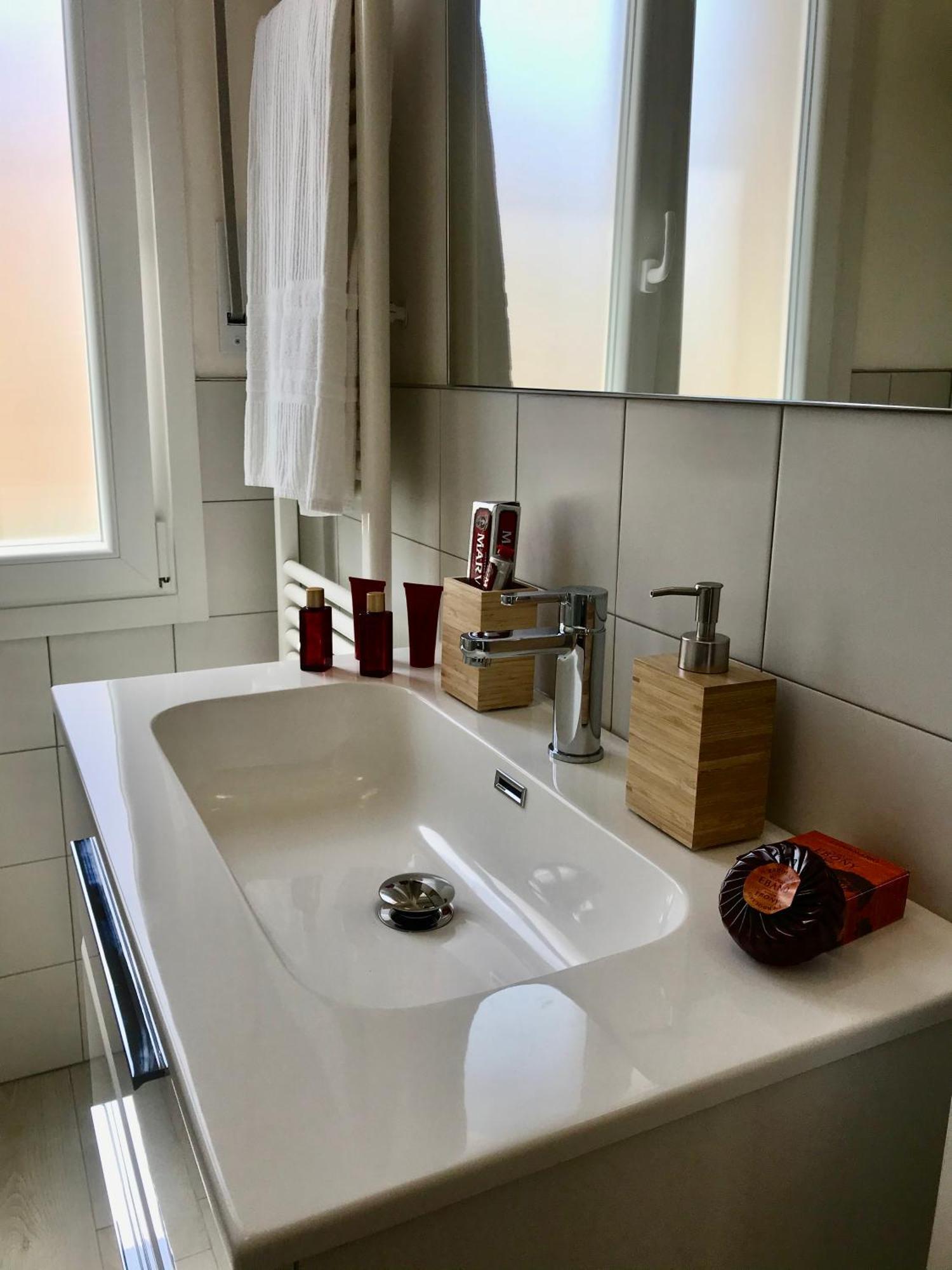 Locchi. Vicino Tramvia/careggi/meyer Appartement