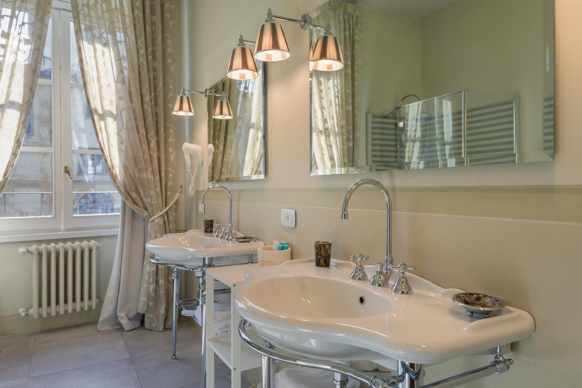 Bed & Breakfast Palazzo Della Stufa Residenza D'epoca Firenze