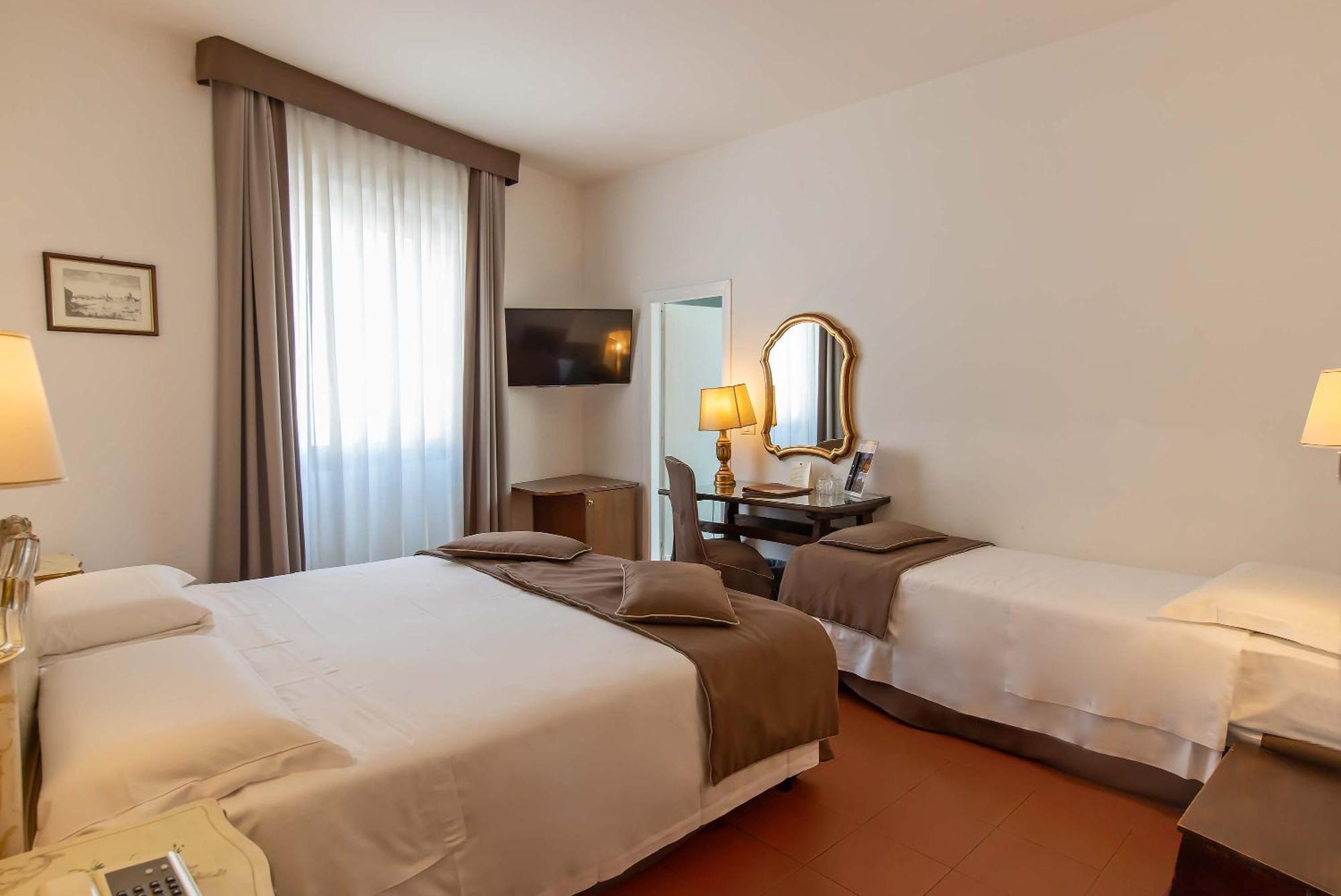 Machiavelli Palace Hotel 3*