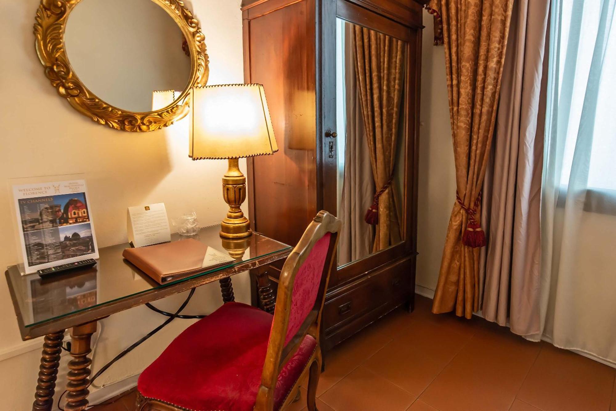 Machiavelli Palace Hotel 3*