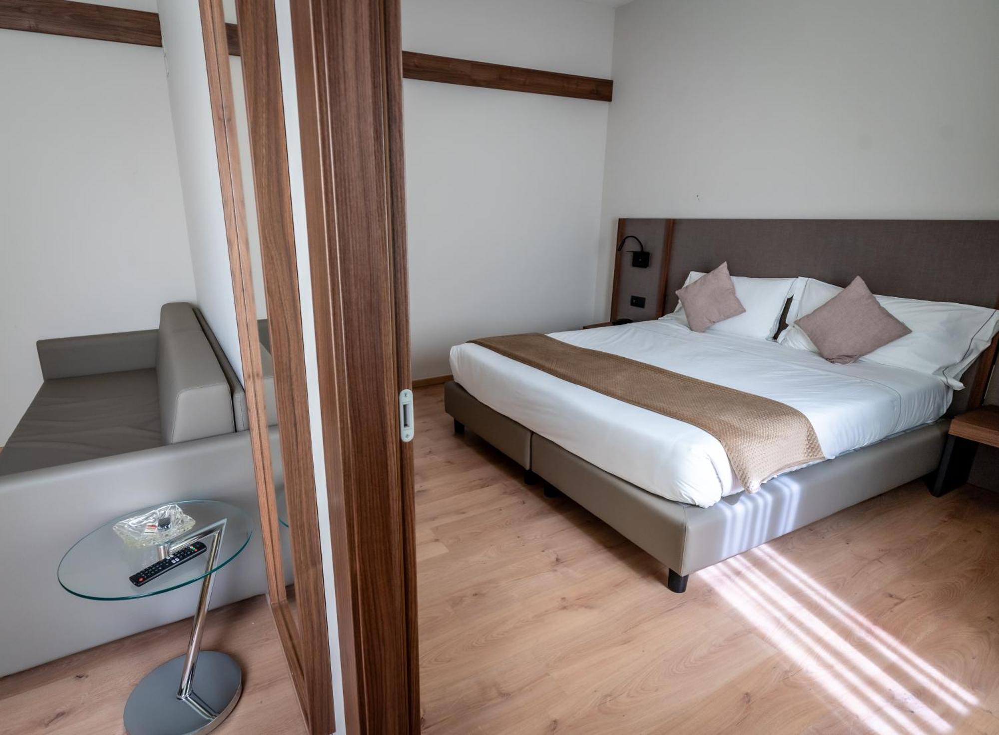 Porta Al Prato Aparthotel 4*