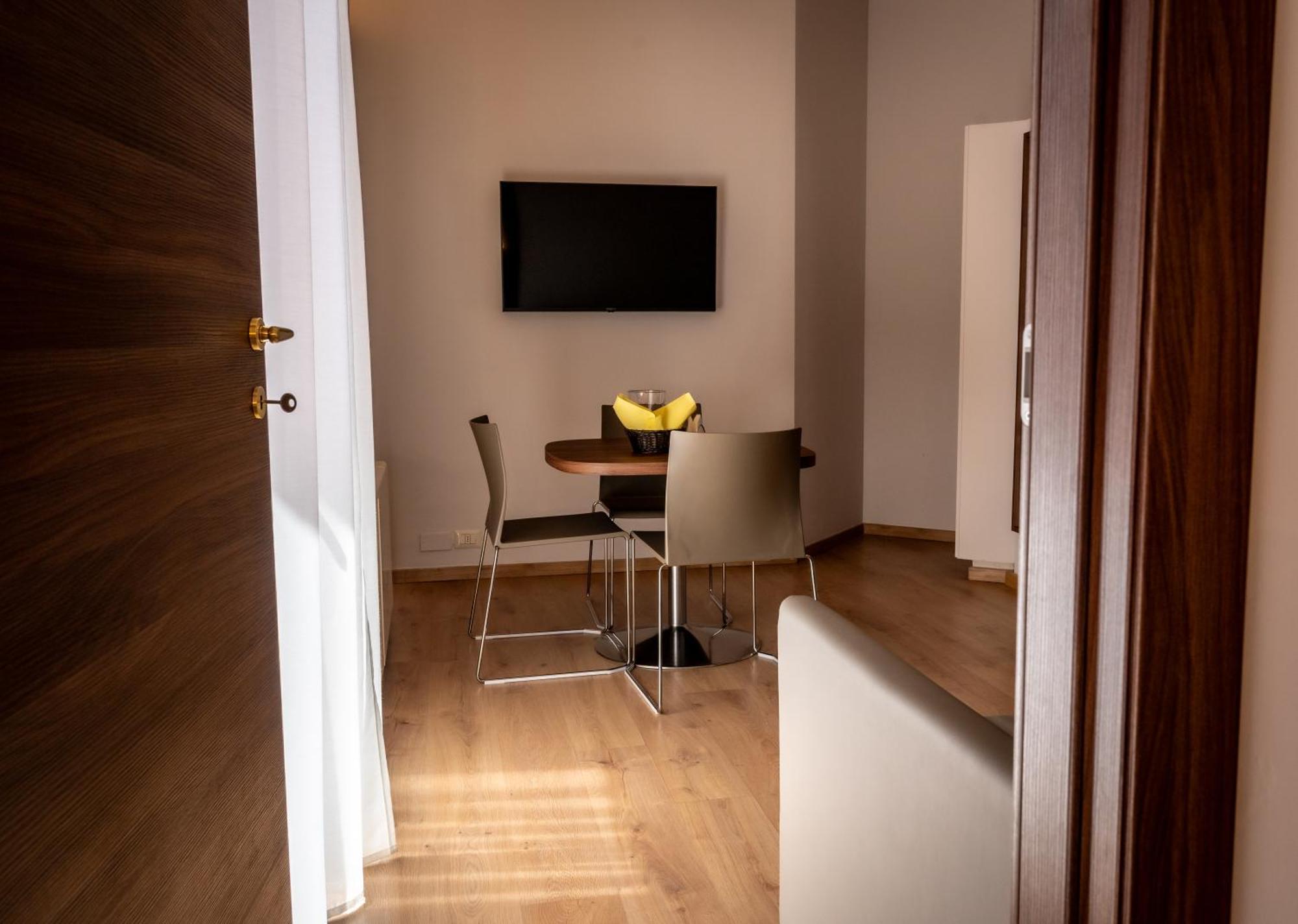 Porta Al Prato Aparthotel 4*