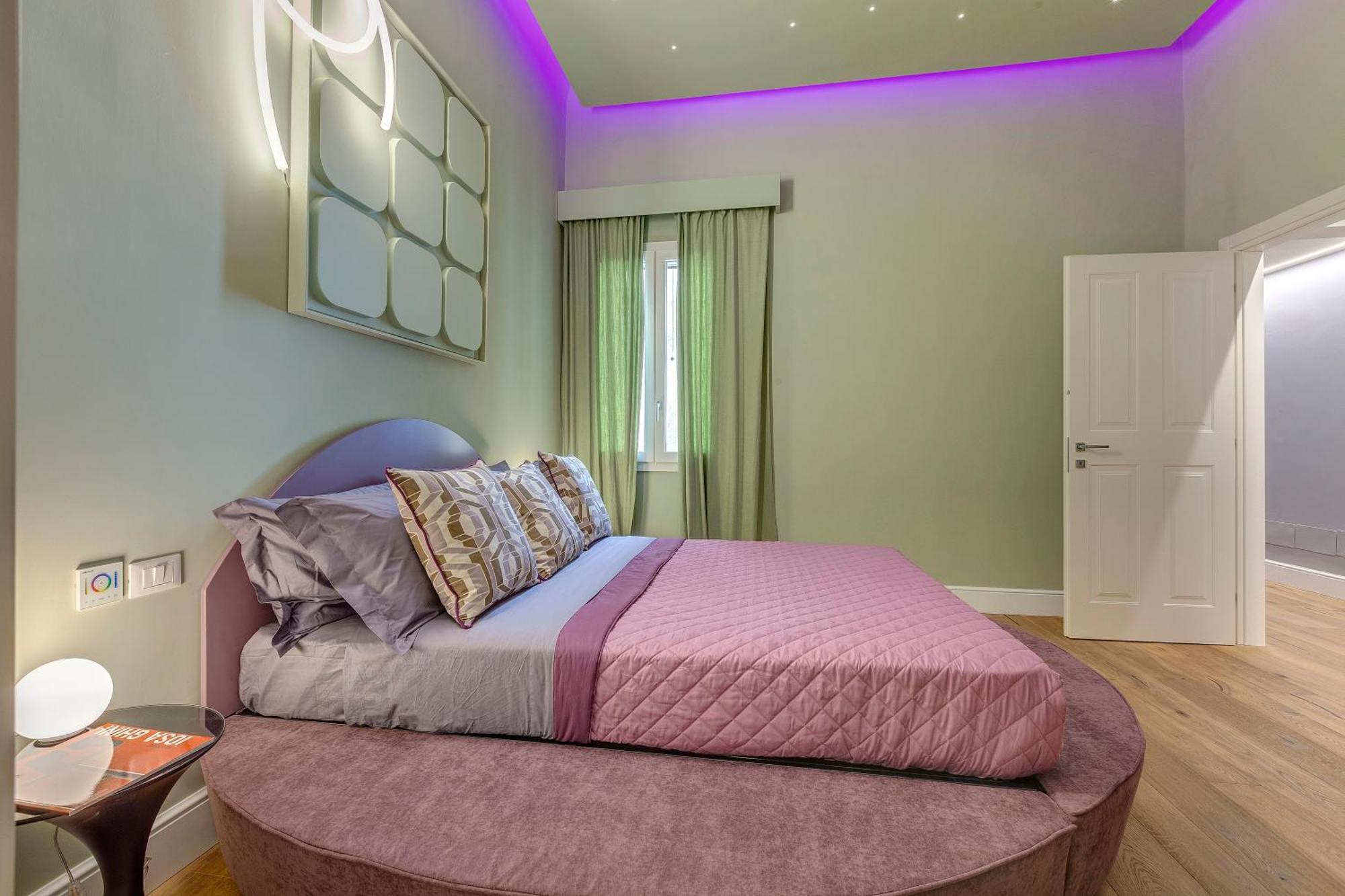 Prestige Penthouse With Private Spa, Gym And Terrace By Mamo Leilighet *