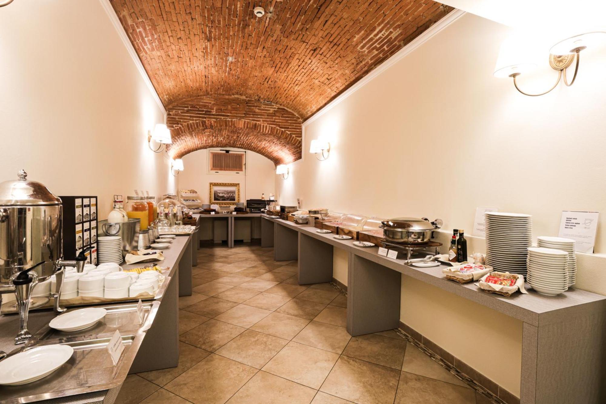 Embassy 4* Florence