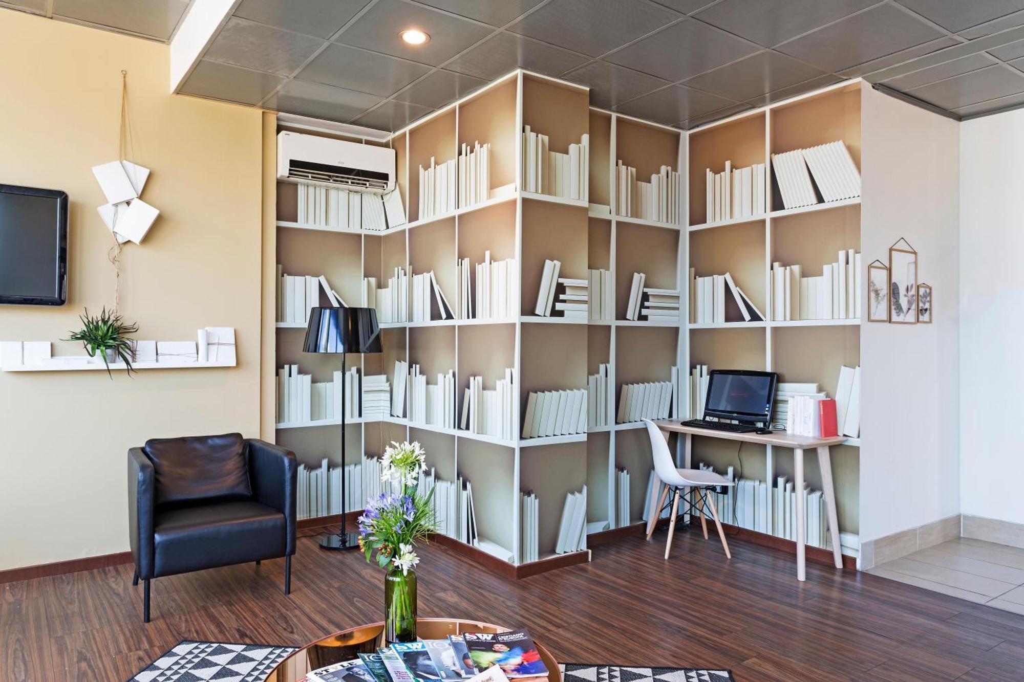 Novoli Hotel 3*
