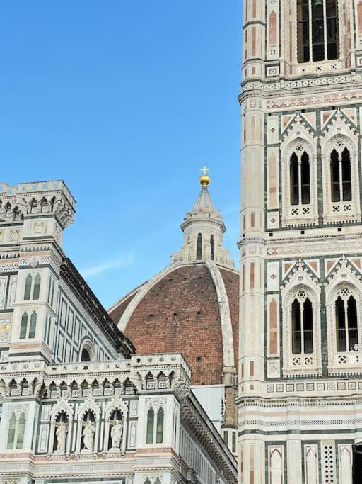 Duomo Charming Leilighet *