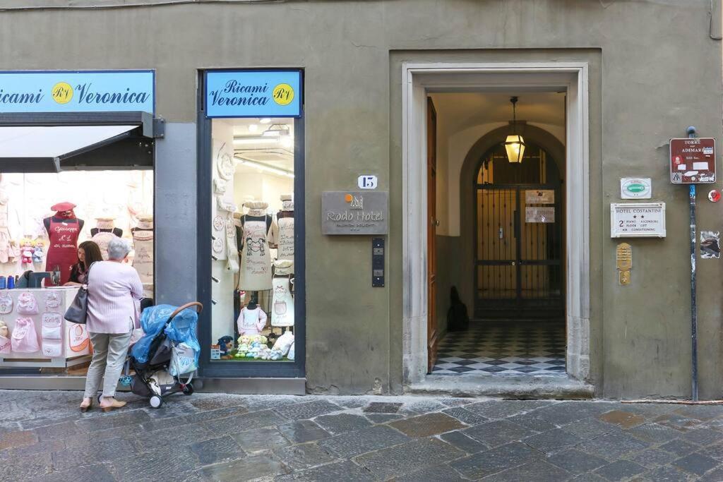 Next To The Duomo Of Florence, Lorenzo, With Private Terrace Appartamento