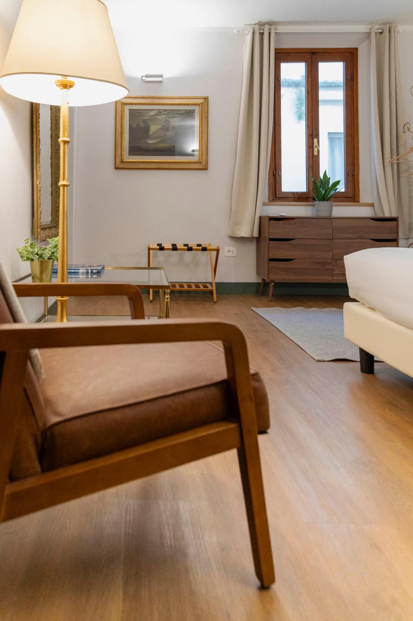 Zanobi 45 * Firenze