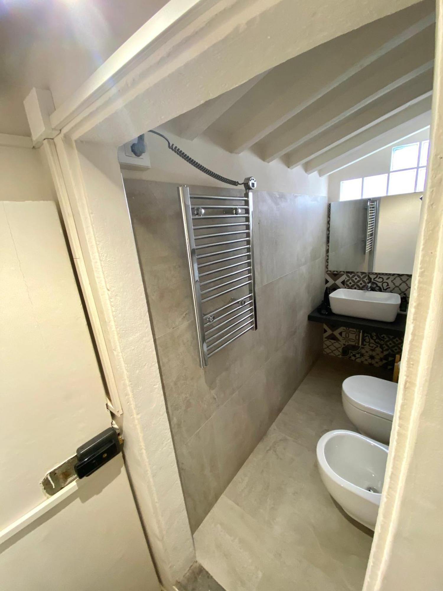 Stop&sleep Con Bagno Privato E Cucinotto A 5 Min Dagli Uffizi * Firenze