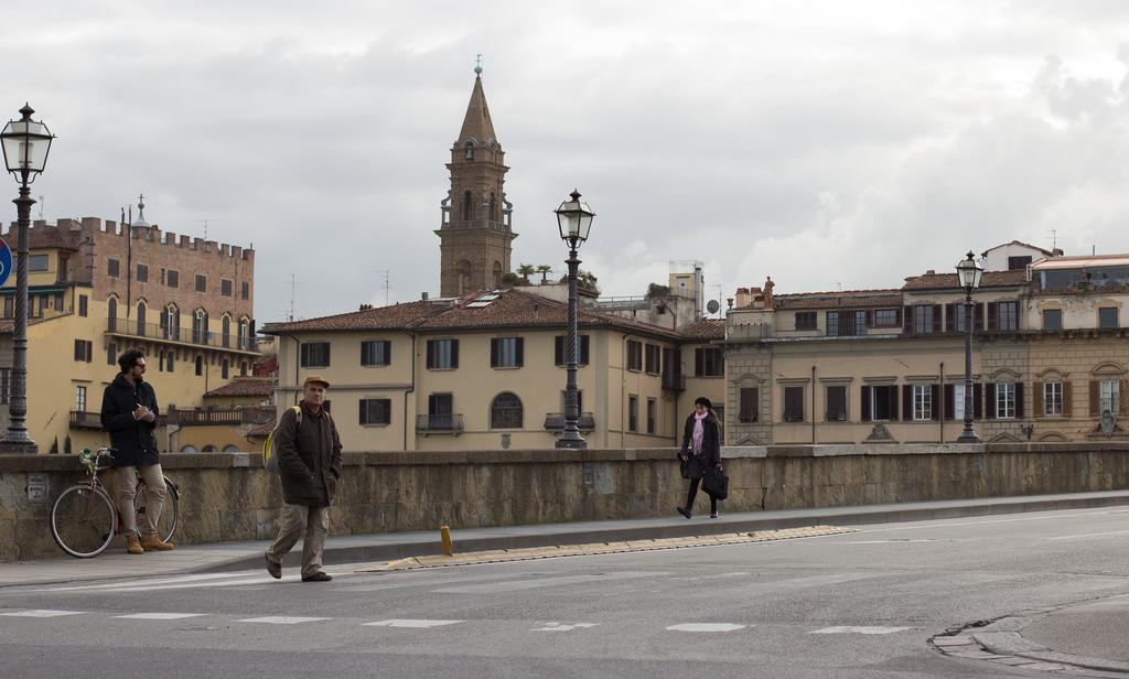 Ponte Vecchio 3 Bedroom Appartamento