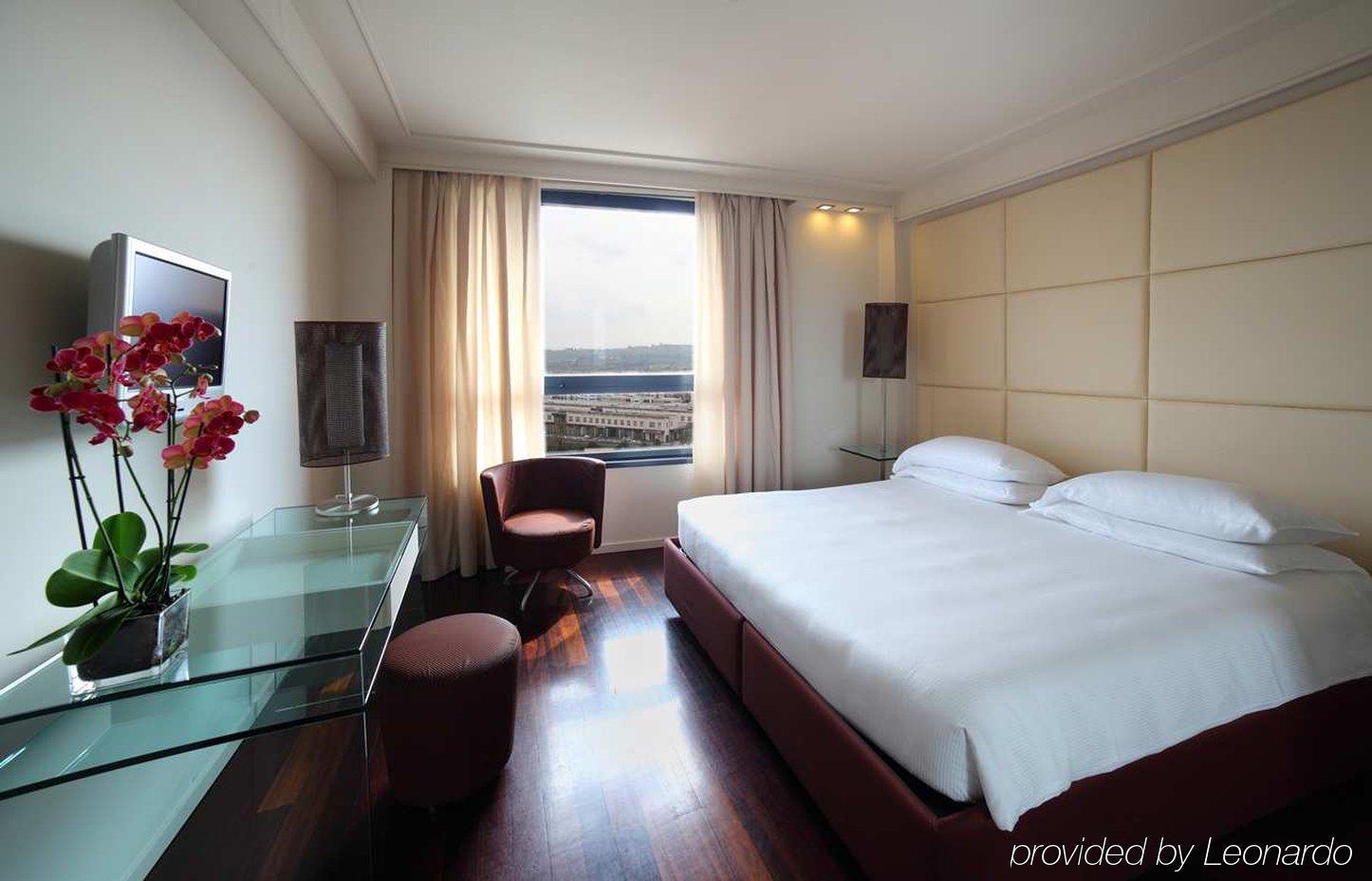 Doubletree By Hilton Metropole Hotel Firenze