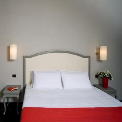 Rosso23 - Wtb Hotell 4*