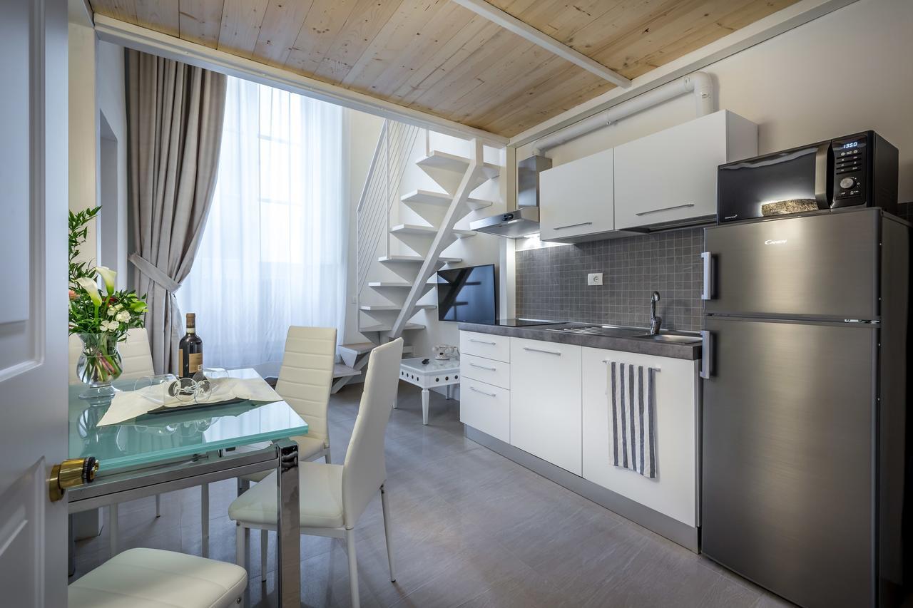 Residenza Alessandra Couette-café Florence