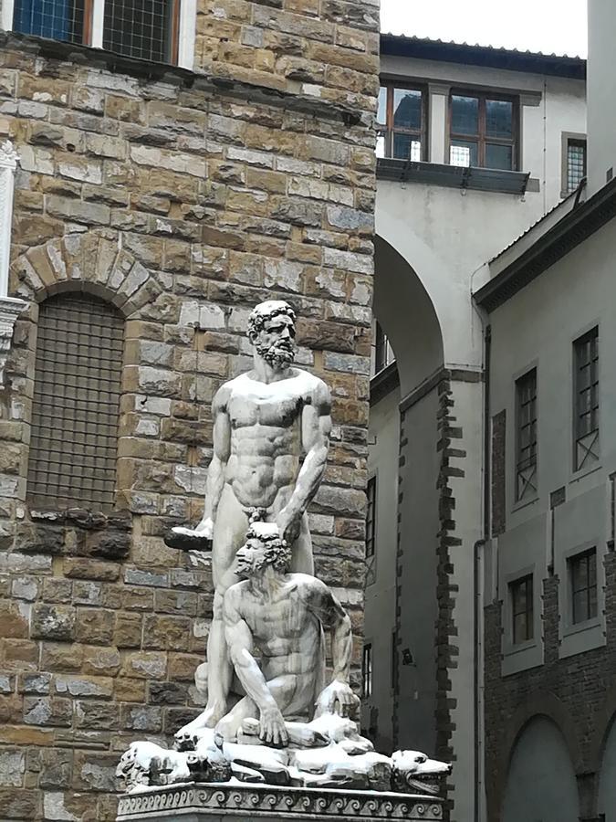 Lost In Guest house Florence