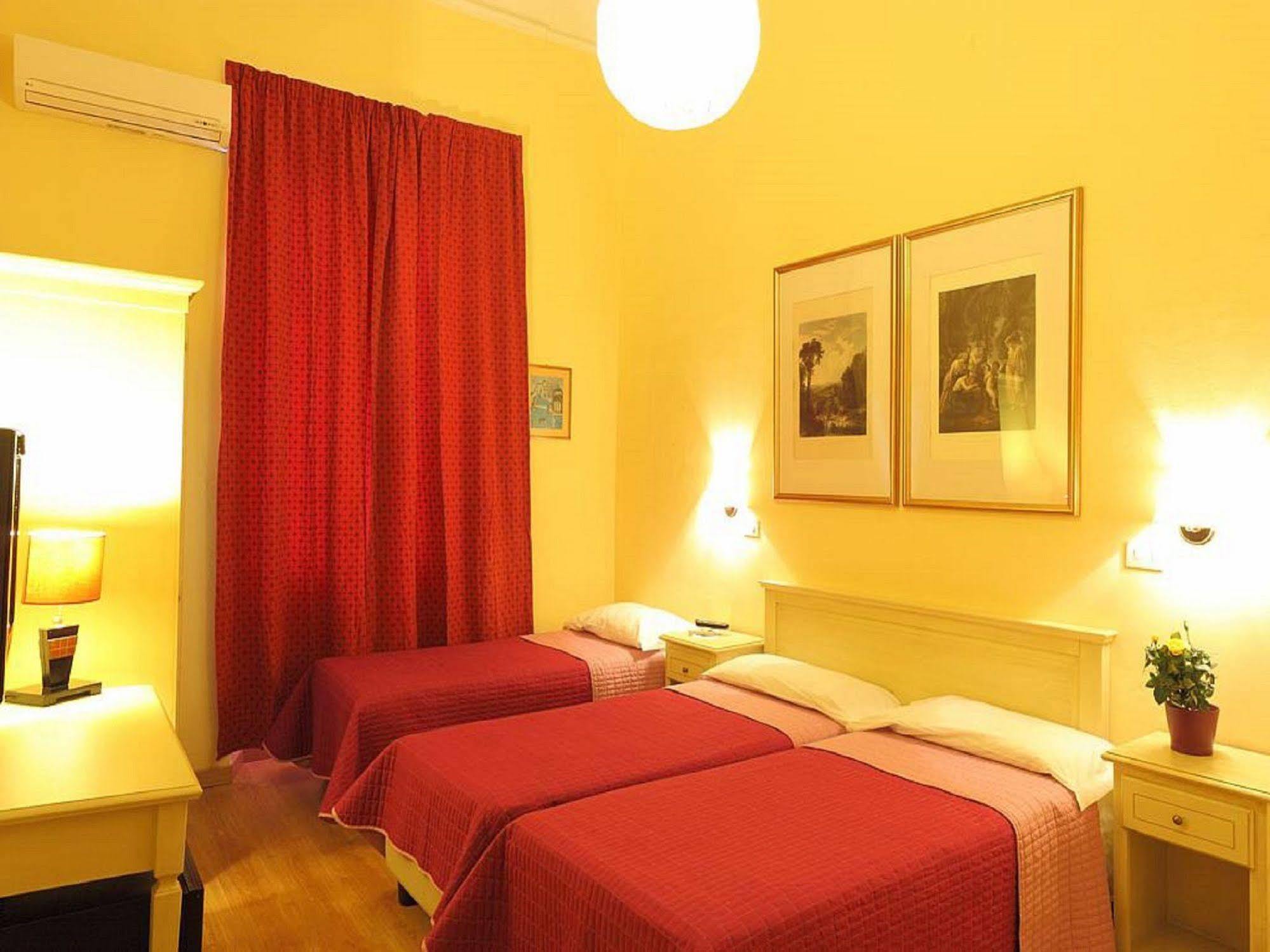 Savonarola Hotell