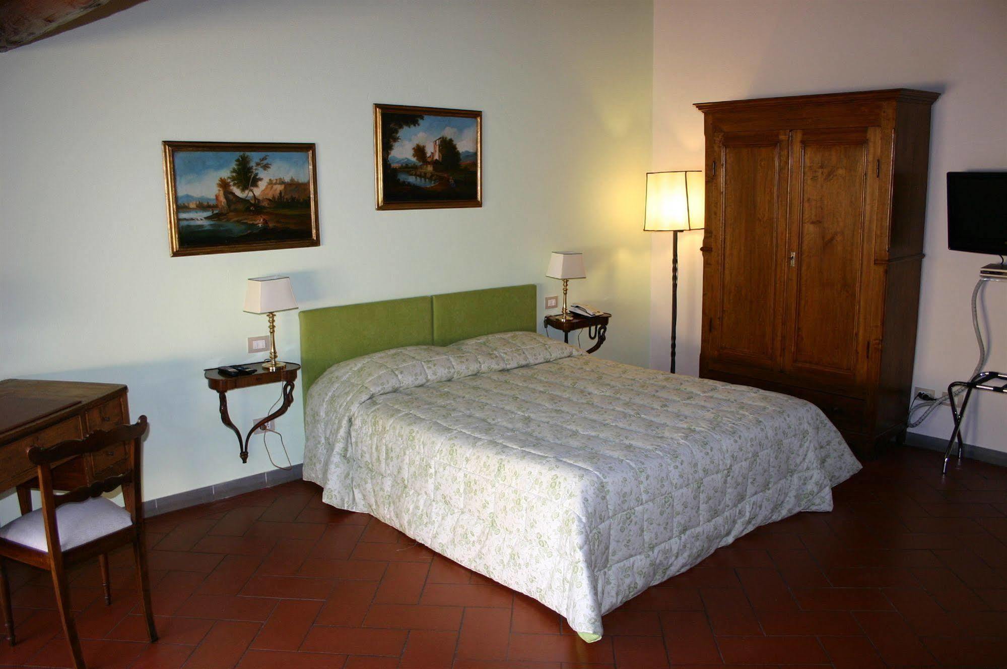 Gjestgiverier I Parigi Corbinelli Residenze Firenze