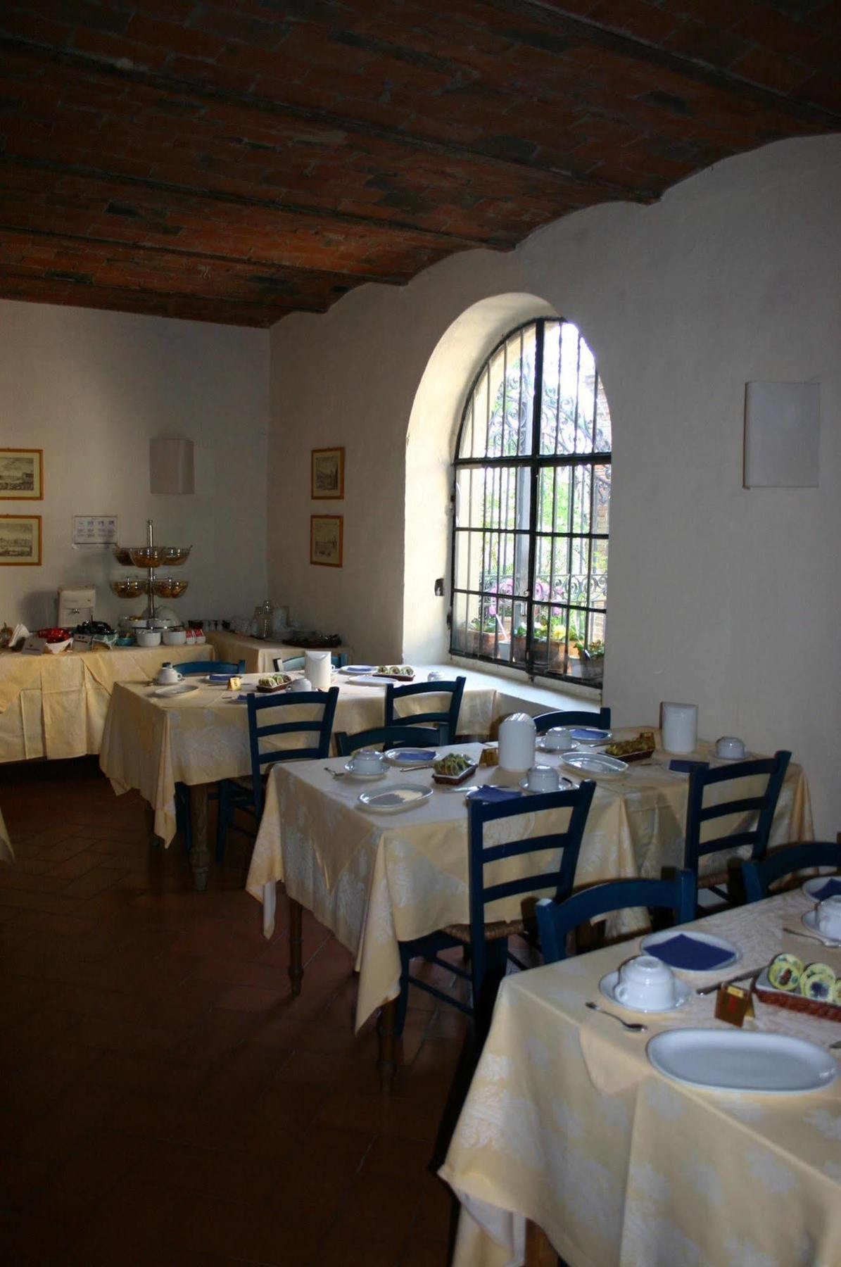 Gjestgiverier I Parigi Corbinelli Residenze