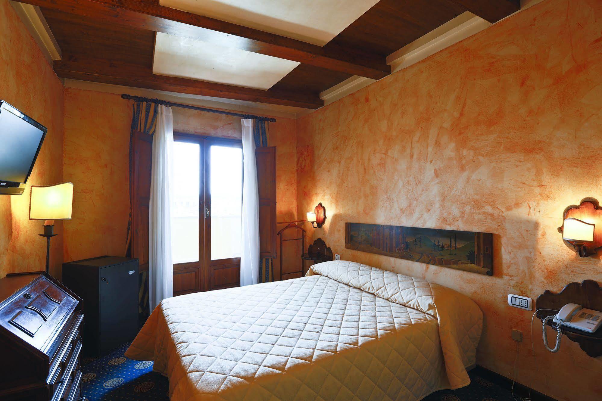 Croce Di Malta Hotel 4*