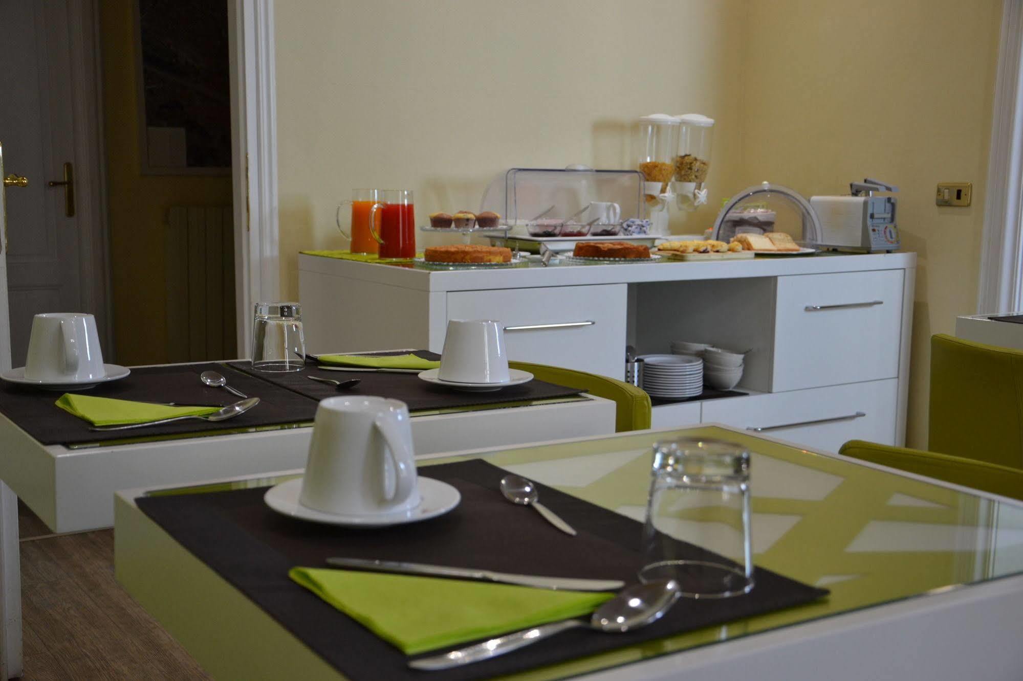 Couette-café Leopoldo 3*