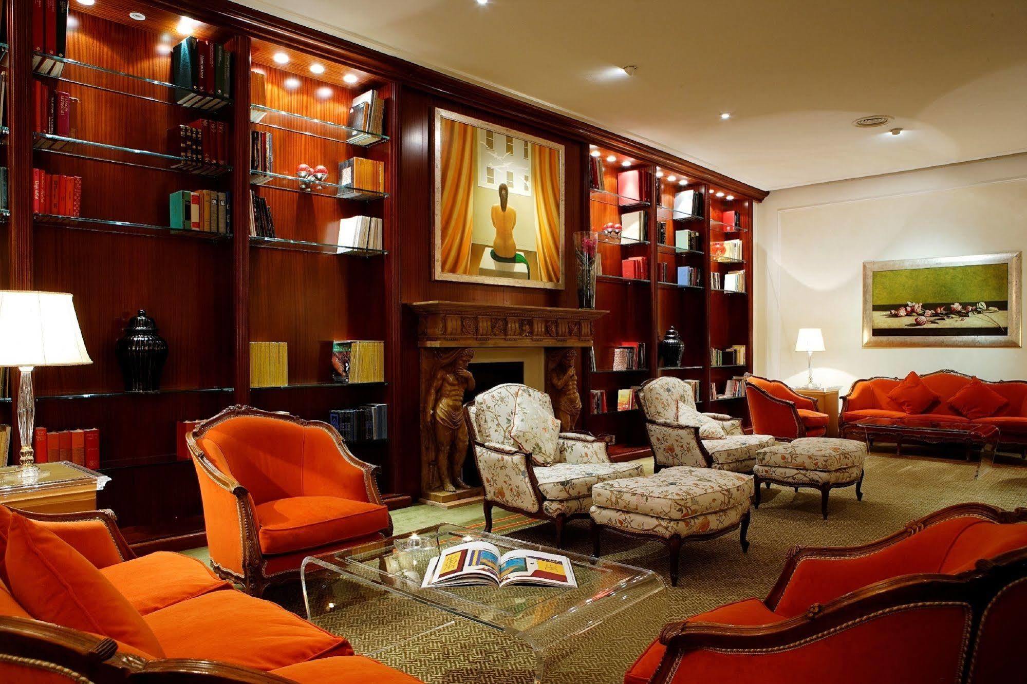 De La Hotel 4*