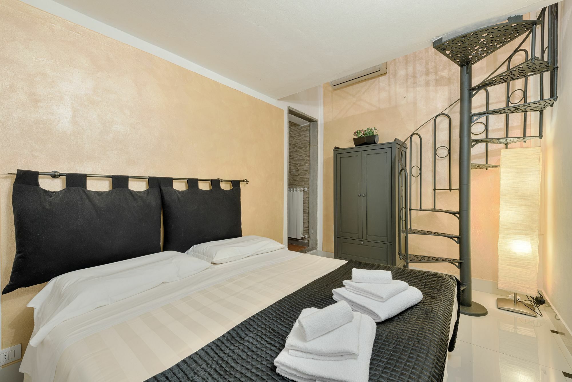 Lejlighed Santo Spirito Frescos By Mmega *