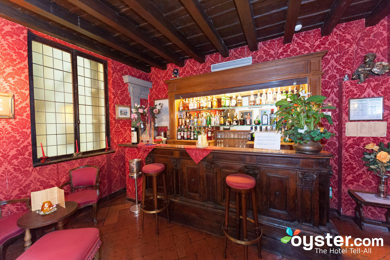 Monna Lisa Hotel