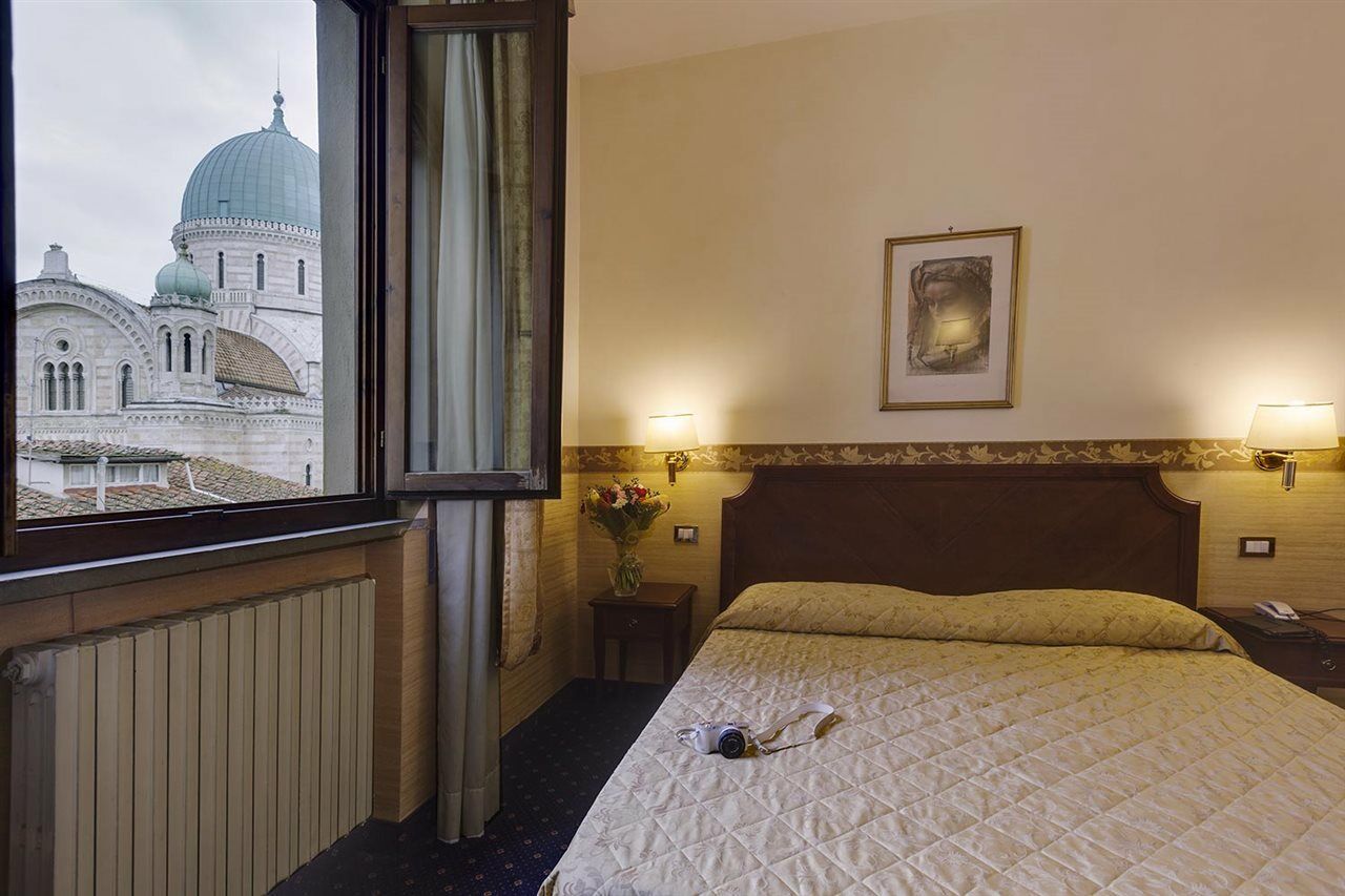 Arizona Hotel Firenze