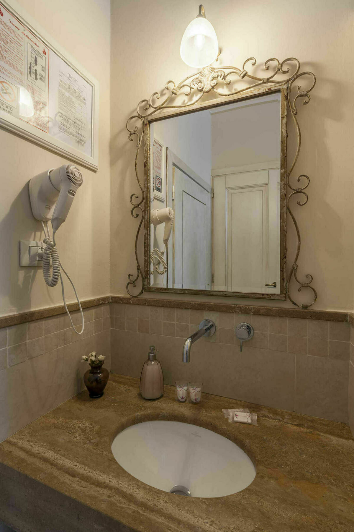 Pezzati Affittacamere 3*