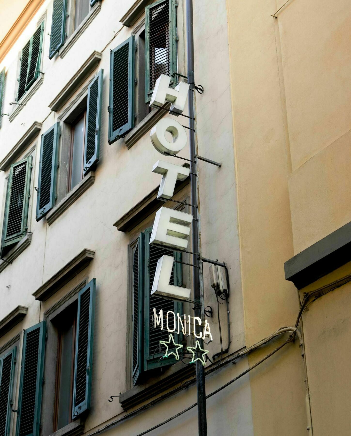 Hotel Monica 2*