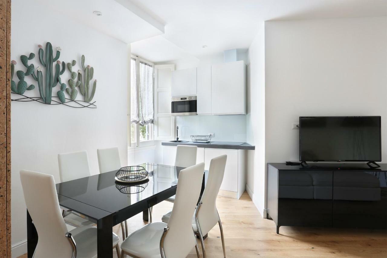 La Marmora 3 Bedroom Near Galleria Dell'accademia Apartment *