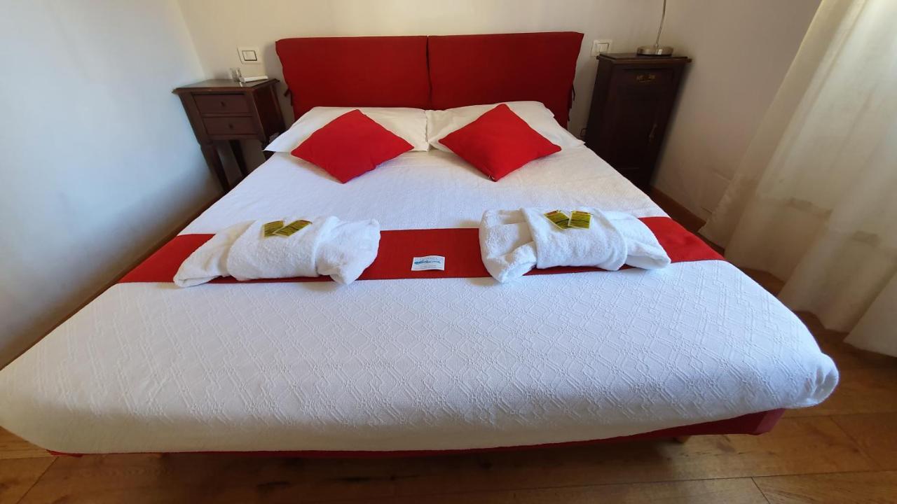 Lovewknds - Topfloor With Duomo View Firenze