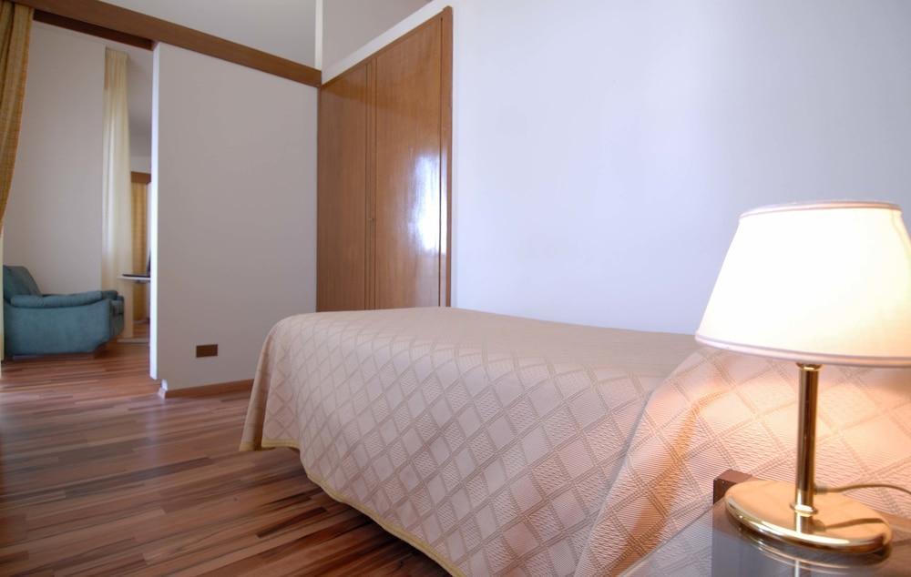 Aparthotel Porta Al Prato 4*