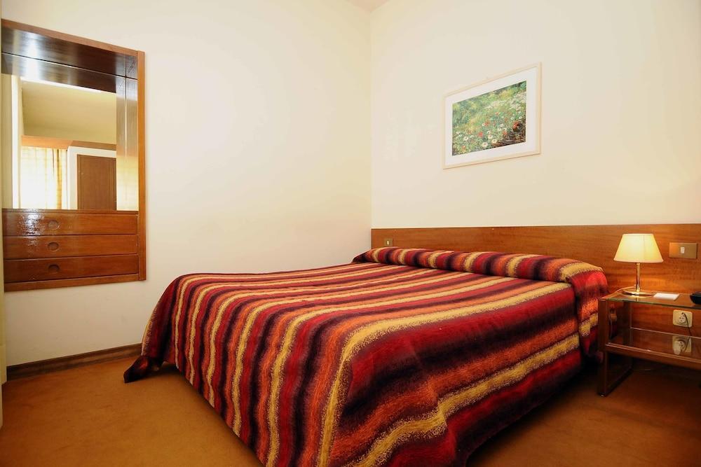 Porta Al Prato Aparthotel