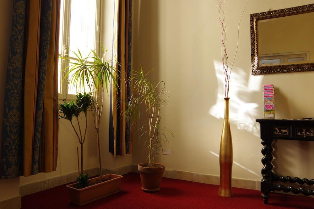 Hotell Savonarola 2*