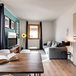 Santa Croce Flat - Modern Apartment