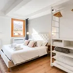 Santa Croce Flat - Modern Apartment