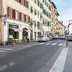 Santa Croce Flat - Modern Apartment