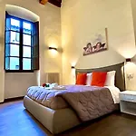 Santa Croce apt