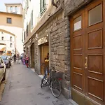 Apartment Ponte Vecchio Balcony