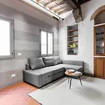 Santa Trinita Industrial Flat
