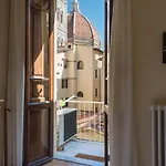 CHARMING 2BED APARTMENT overlooking DUOMO