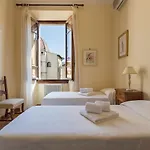 CHARMING 2BED APARTMENT overlooking DUOMO